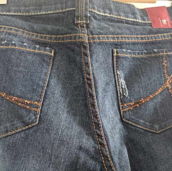 Jeans - Picture 2 of 5